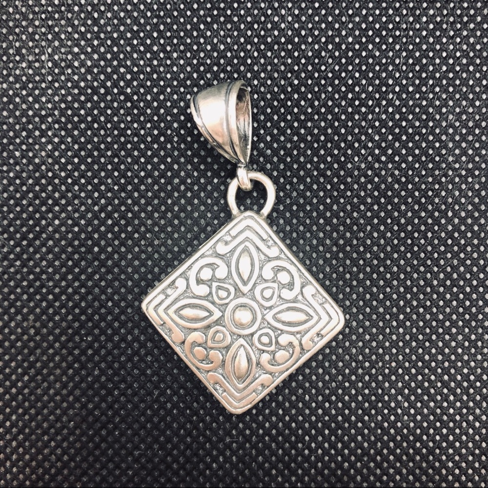 Sterling silver pendant